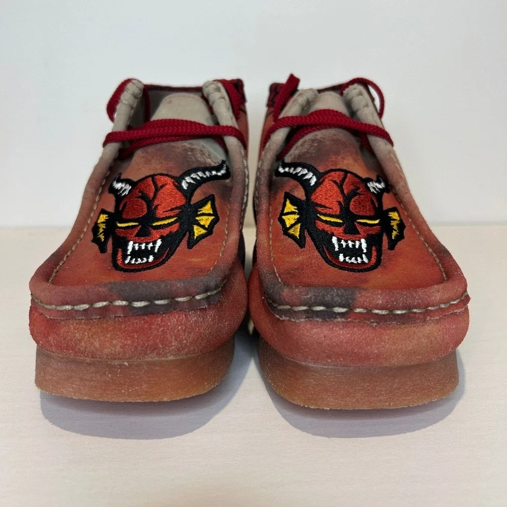 Clarks Wallabee Evo Stranger Things Hellfire Club Shoes Mens 10 Dark Sand Red